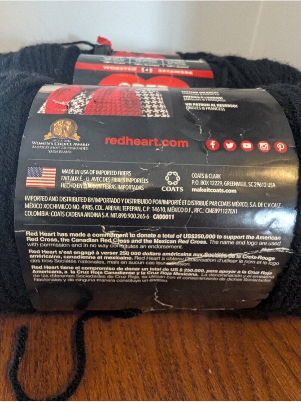Red Heart Yarn 3 Skiens Of Acrylic #4 Worsted Weight Black Yarn 3- 7oz Each - Picture 6 of 7